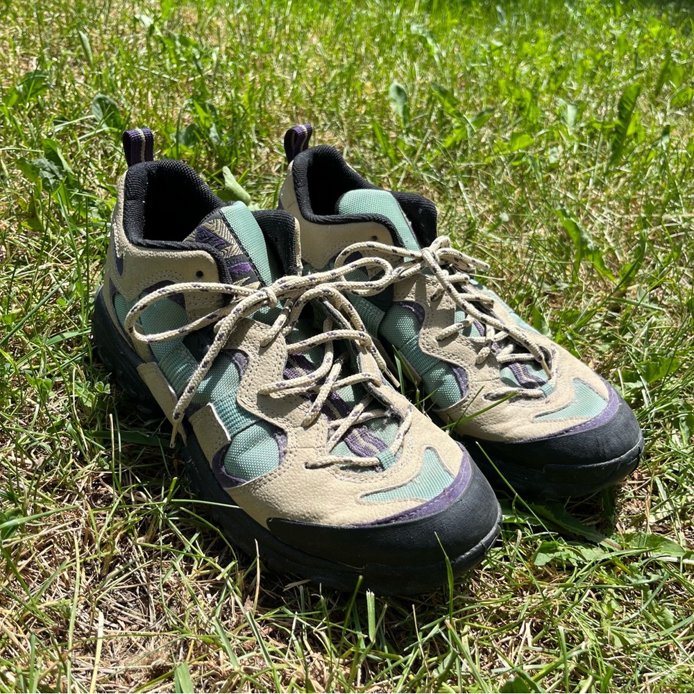 Nike ACG Hiking Shoes